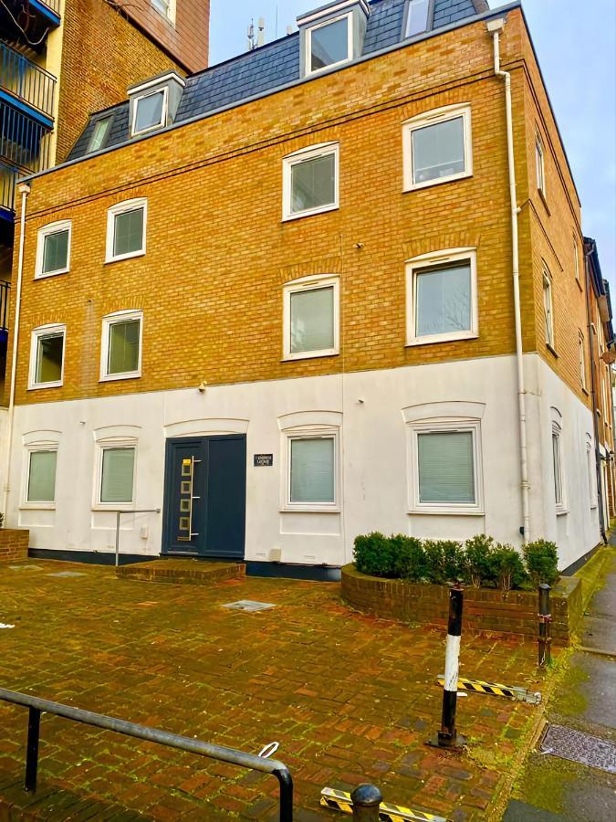 Luxury Hollywood Getaway In The Heart Of The City Brighton Exterior foto
